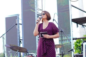 best female anchor in Delhi
best female emcee anchor for hire in delhi
Top Female Anchor for events in delhi